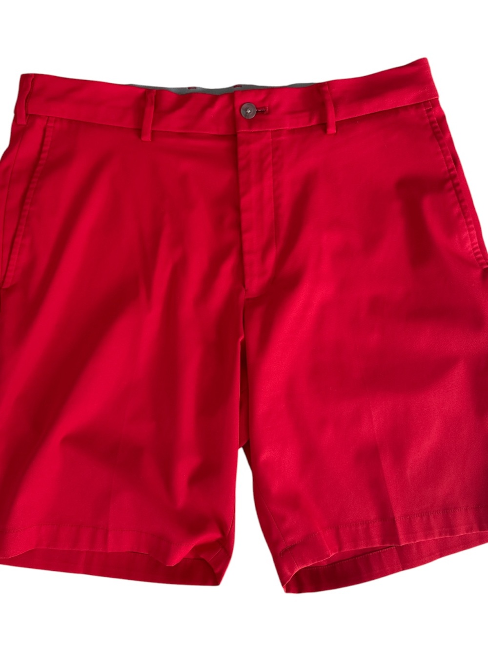 Walter Hagen Bright Red Flat-Front Men's Golf Shorts - Picture 4 of 4